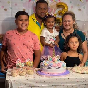 Meet your Posher, Carolina